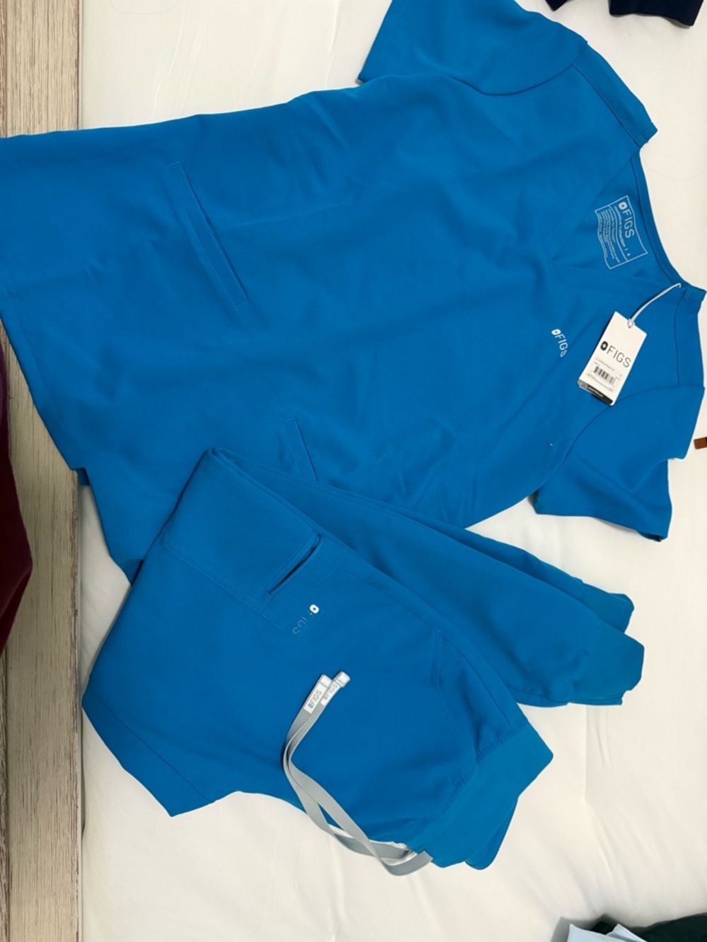 Figs Teal Scrubs Set - Top and Pants in Bright Teal